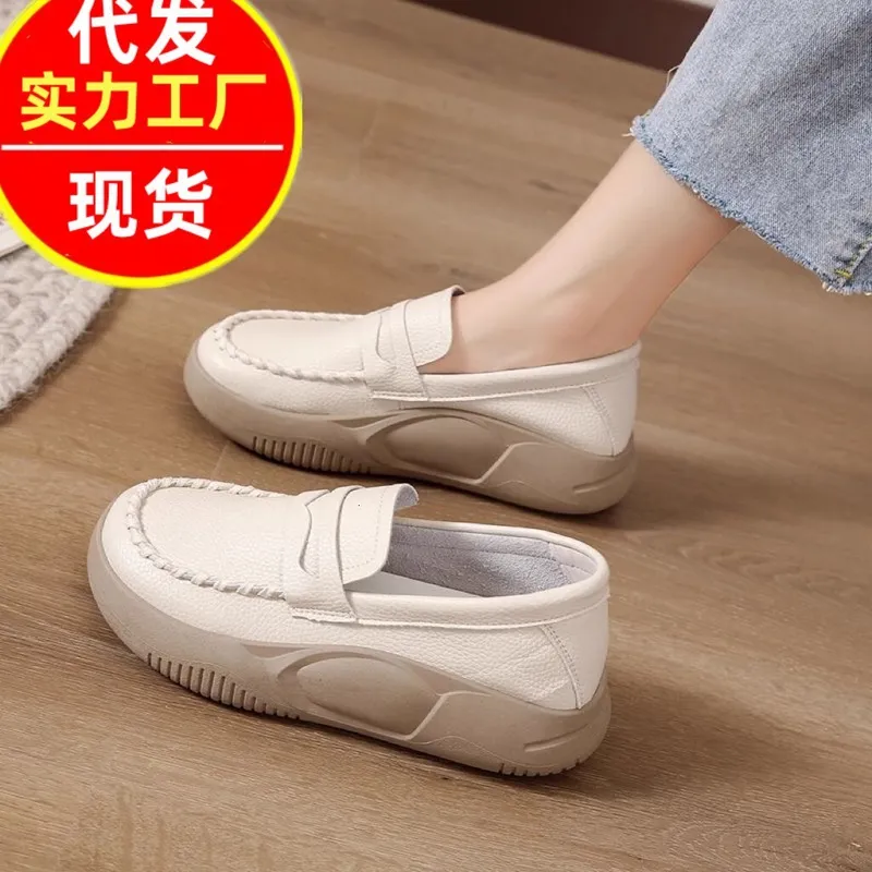 Cómodos zapatos solteros para mujeres solteras 2023 Spring Outumn New Sports and Leisure Enfermería gruesa, de pie durante mucho