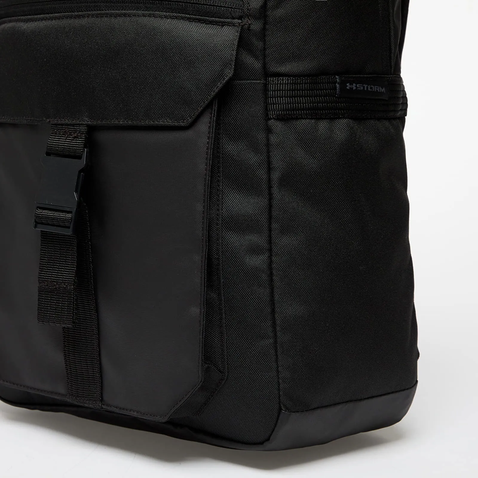 Under Armour Triumph Campus Backpack Black/ Black/ White 23 l